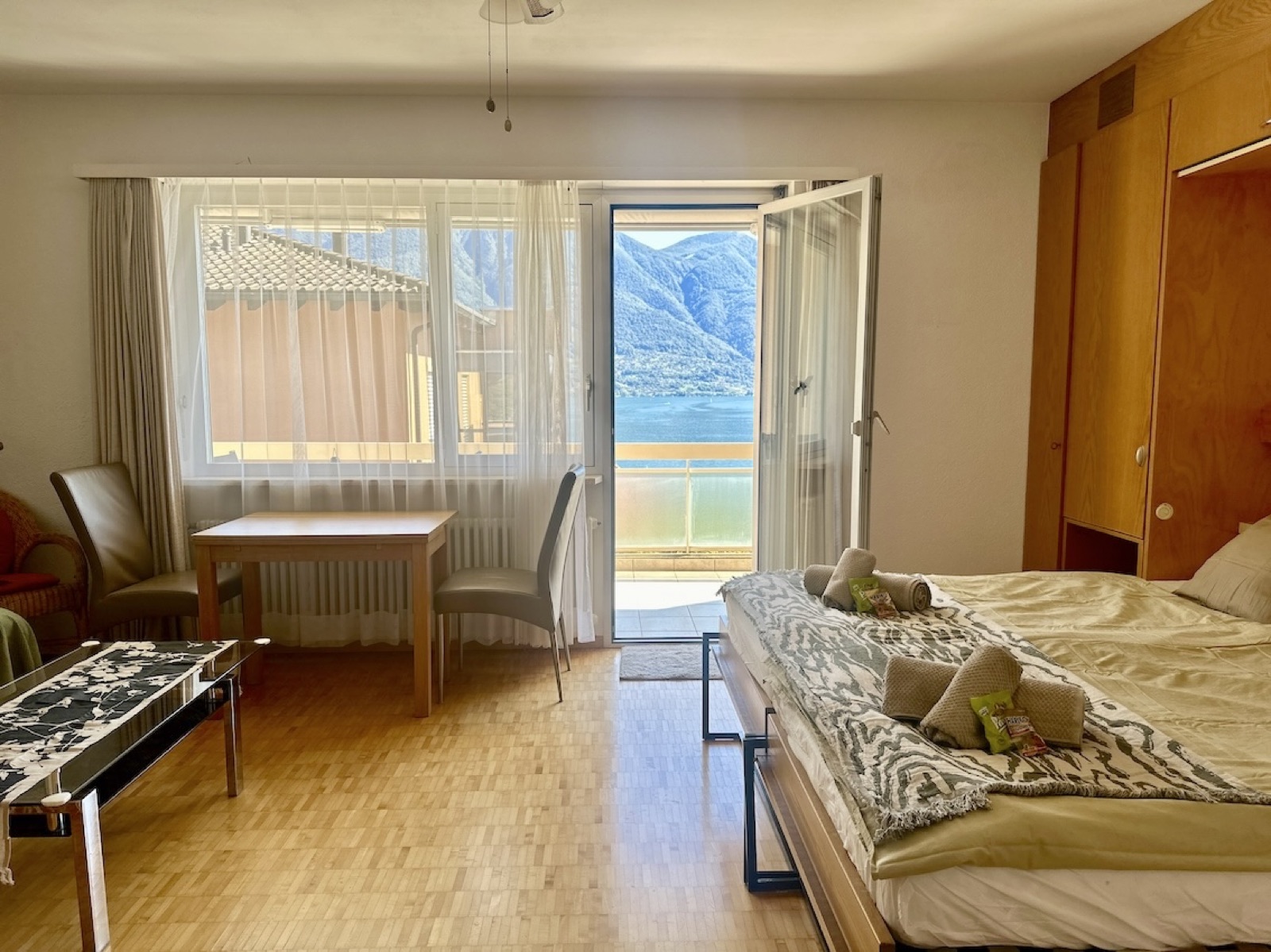 Essplatz am Balkon